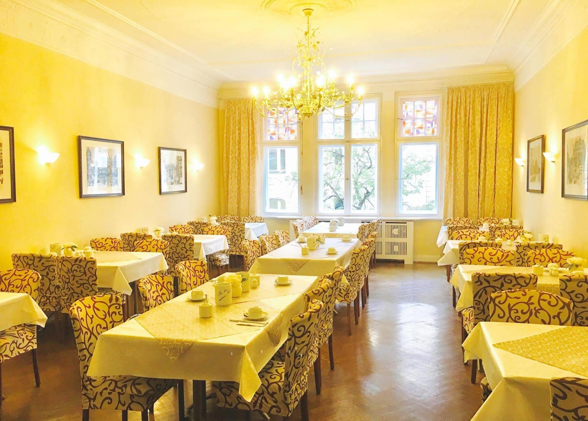 Kurfuerst Am Kurfuerstendamm Berlin Exterior foto